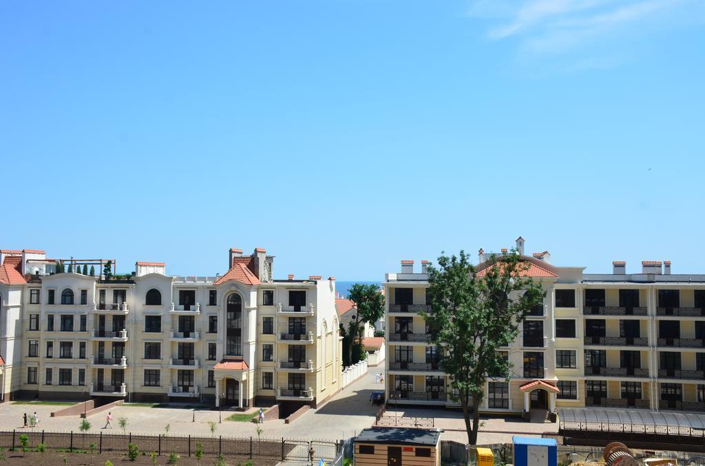 Аркадия Студия С Балконом Частичный Вид Моря Первая Линия От Моря Odessa Extérieur photo